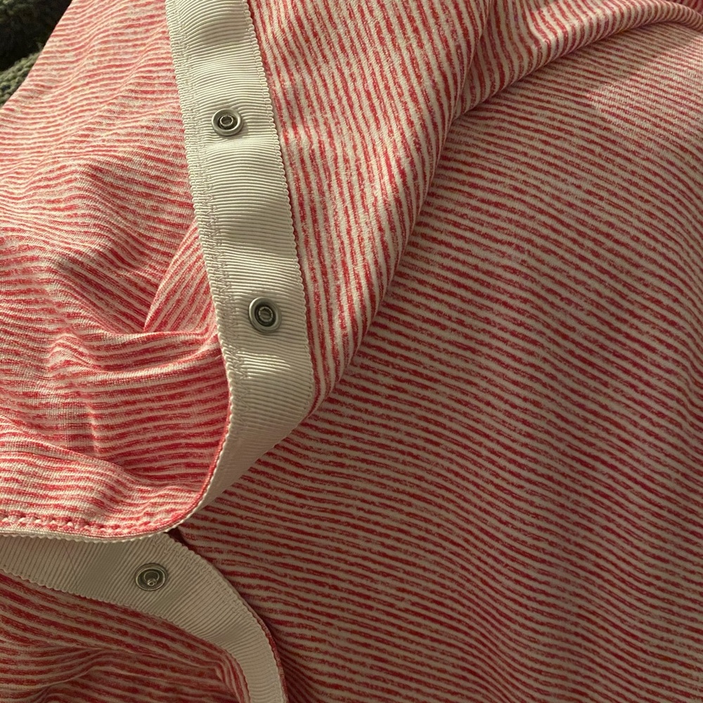 NWOT Lulu Red Stripe Scarf